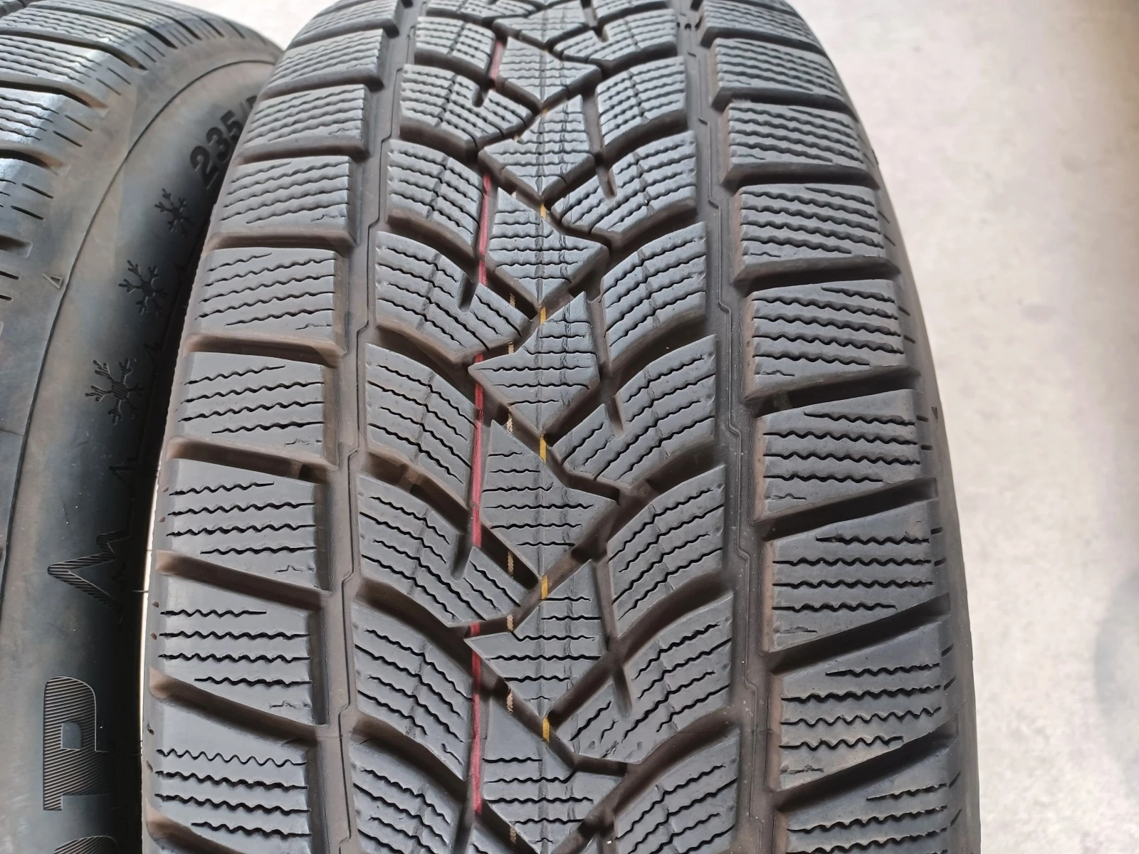  235/55R19 | Mobile.bg   3