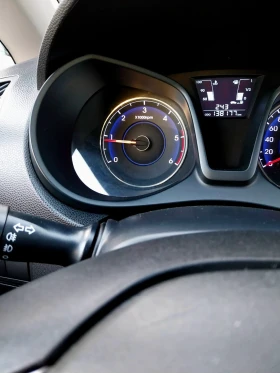 Hyundai Ix20, снимка 13