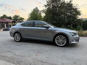 Skoda Superb 2.0 TDI Laurin & Klement | Mobile.bg    9
