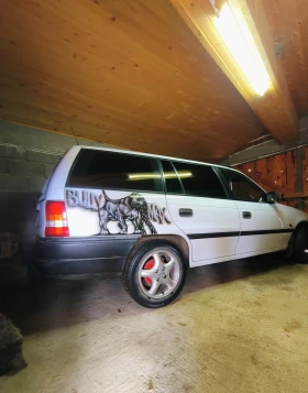 Opel Astra - 1500 € / 2933.74 лв. - 71854475 5