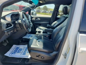 Chrysler Pacifica Touring L| ACC| PANO| ��������| 2 �����| CARFAX | Mobile.bg � ����� ������ 7