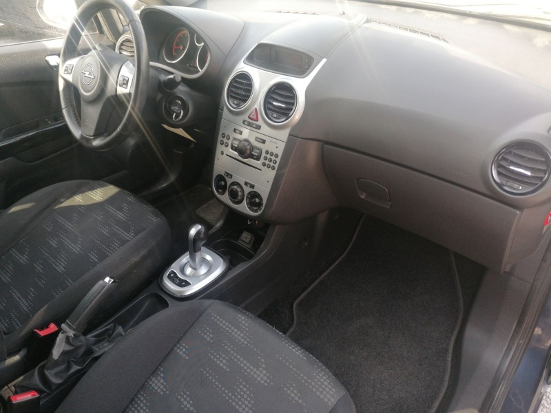 Opel Corsa 1.2, снимка 4 - Автомобили и джипове - 42138531