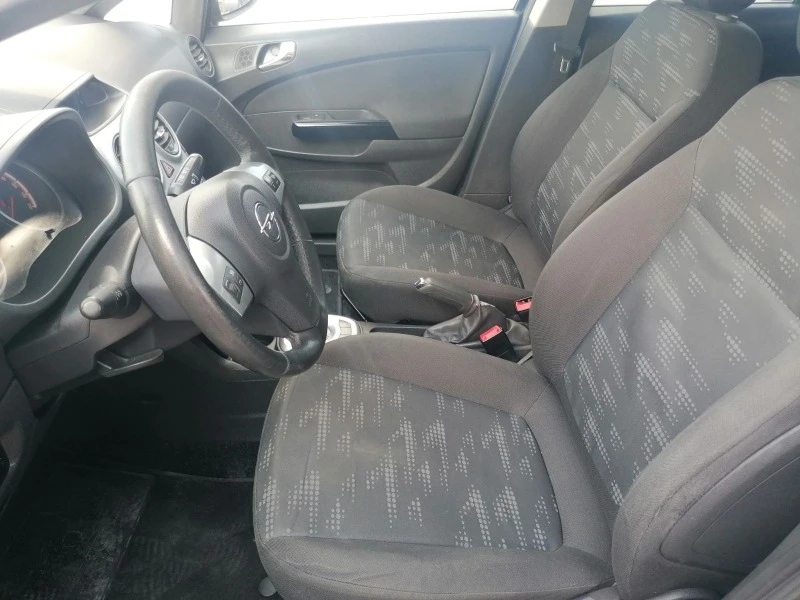 Opel Corsa 1.2, снимка 11 - Автомобили и джипове - 42138531