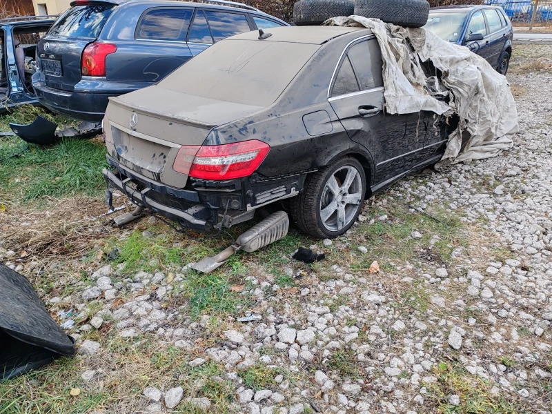 Mercedes-Benz E 350 2броя комби седан, снимка 2 - Автомобили и джипове - 48119004