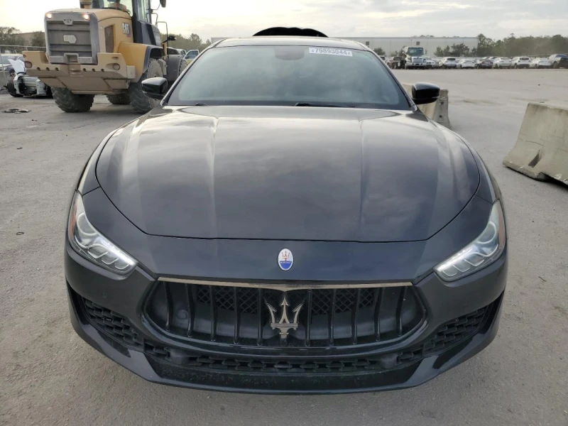 Maserati Ghibli подгрев* пано* ЛЕД* памет* кожа, снимка 2 - Автомобили и джипове - 48322017