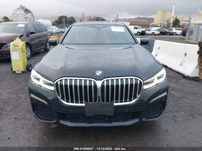 BMW 740 * 30, 310km* , снимка 1 - Автомобили и джипове - 48610622