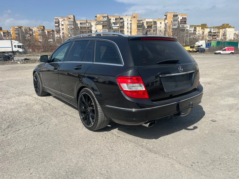 Mercedes-Benz C 180 Kompressor, снимка 9 - Автомобили и джипове - 49472518