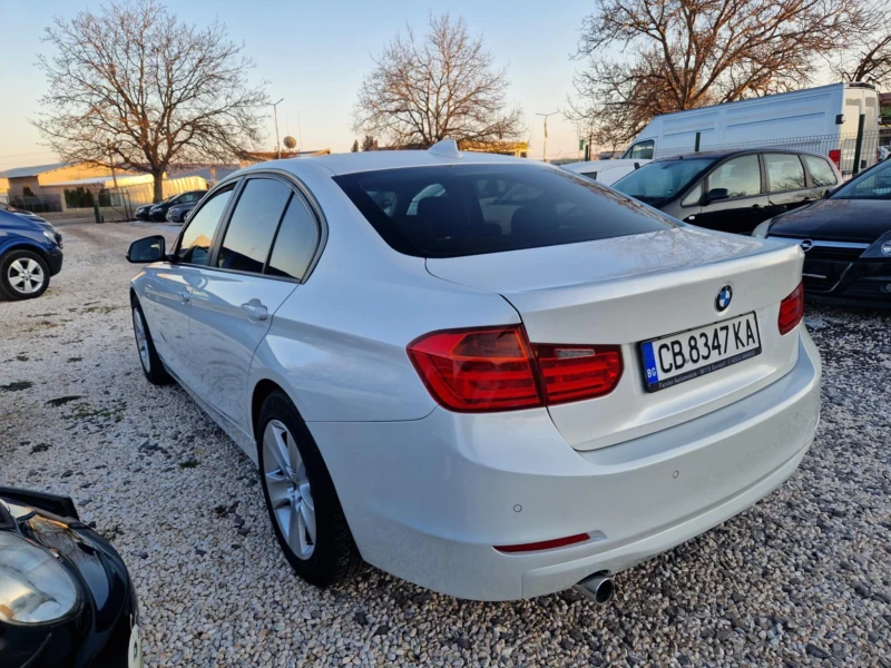 BMW 320 Ф30, снимка 10 - Автомобили и джипове - 49393358