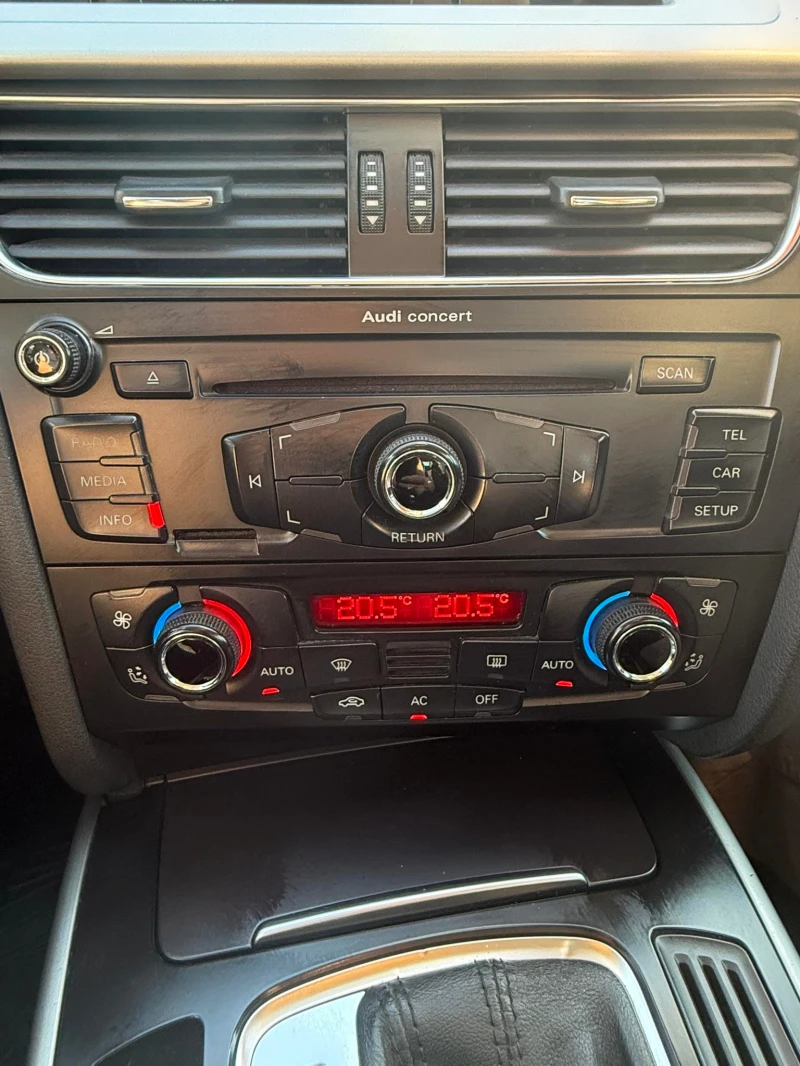 Audi A4 B8 8K 1.8 TFSI Multitronic, снимка 11 - Автомобили и джипове - 52692960