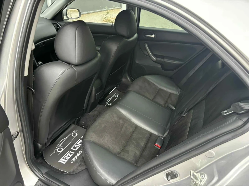 Honda Accord 2.0 i-vtec/155к.с./УНИКАЛНА, снимка 11 - Автомобили и джипове - 51378768