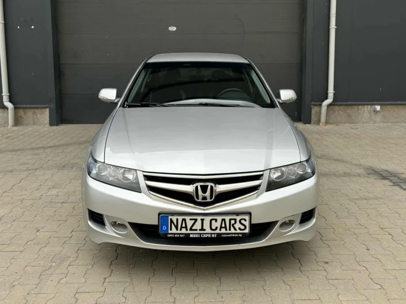 Honda Accord 2.0 i-vtec/155к.с./УНИКАЛНА, снимка 2 - Автомобили и джипове - 51378768