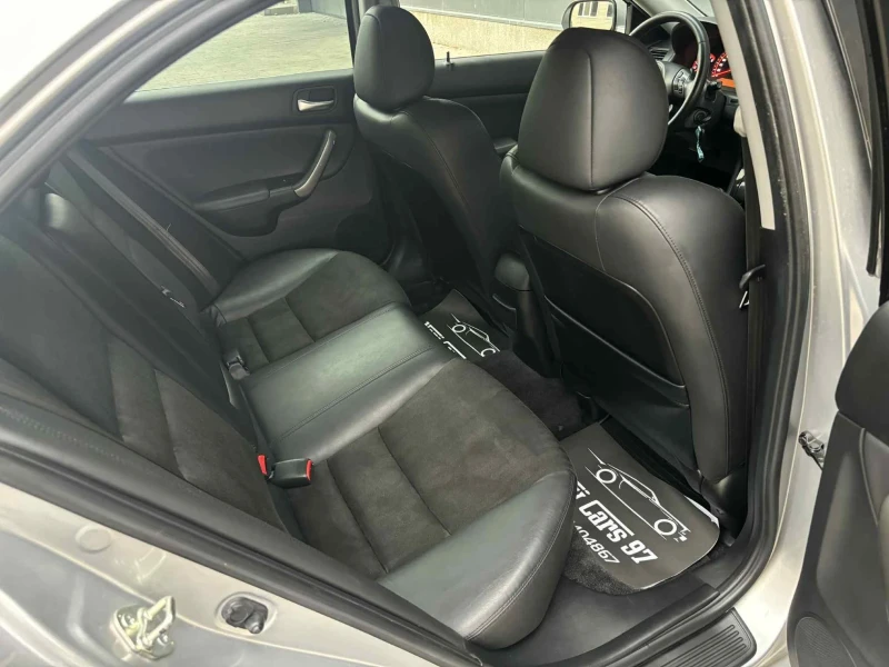 Honda Accord 2.0 i-vtec/155к.с./УНИКАЛНА, снимка 12 - Автомобили и джипове - 51378768