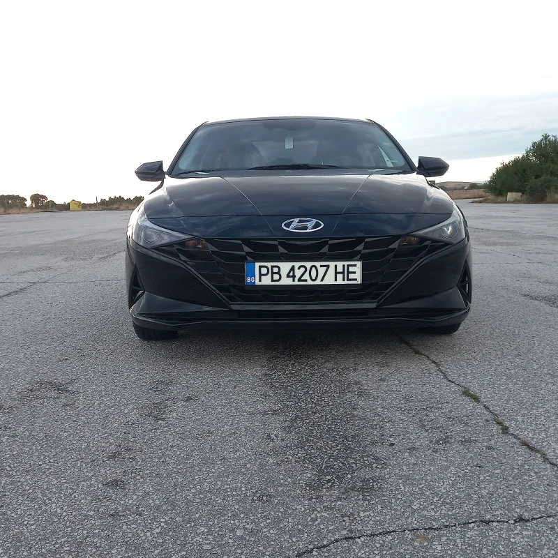 Hyundai Elantra, снимка 7 - Автомобили и джипове - 52228563