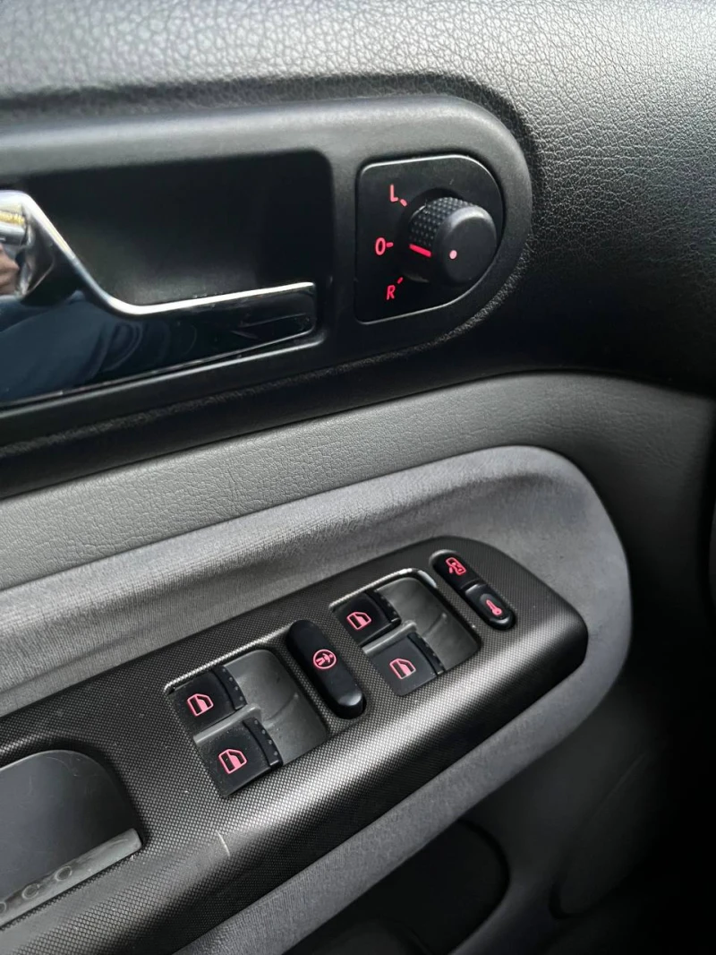 VW Bora, снимка 17 - Автомобили и джипове - 52415531