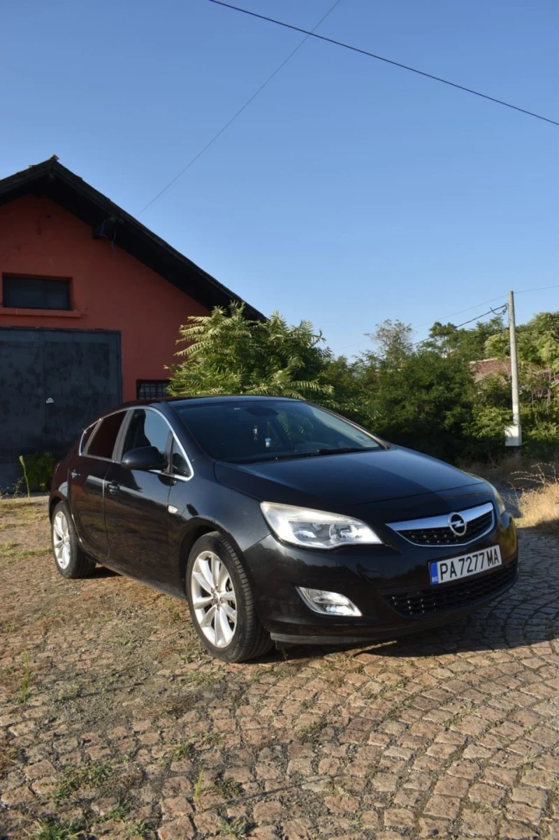 Opel Astra 1.4 Turbo, снимка 2 - Автомобили и джипове - 52453816