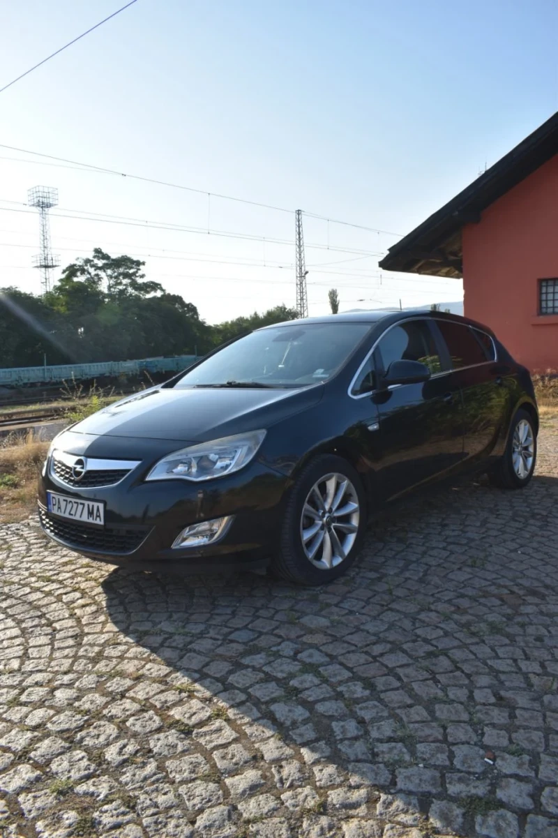 Opel Astra 1.4 Turbo, снимка 3 - Автомобили и джипове - 52453816