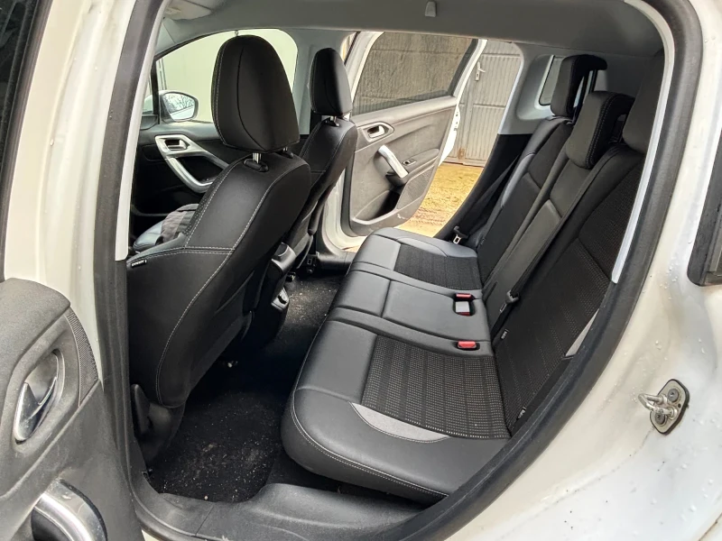 Peugeot 2008 Allure Premium Crossover Evro 6, снимка 16 - Автомобили и джипове - 53432473