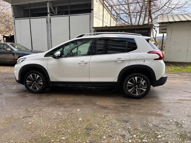 Peugeot 2008 Allure Premium Crossover Evro 6, снимка 3 - Автомобили и джипове - 53432473