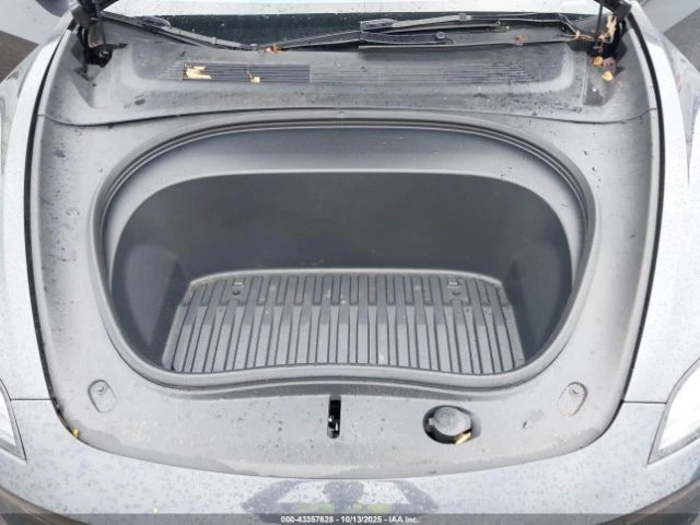 Tesla Model 3 LONG RANGE REAR-WHEEL DRIVE - изображение 9