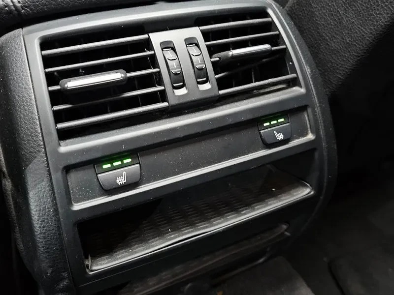 BMW 520, снимка 16 - Автомобили и джипове - 53706595