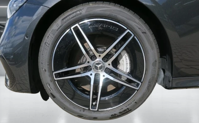 Mercedes-Benz E 450 d 4Matic = AMG Line = Premium Plus Гаранция, снимка 4 - Автомобили и джипове - 55788585