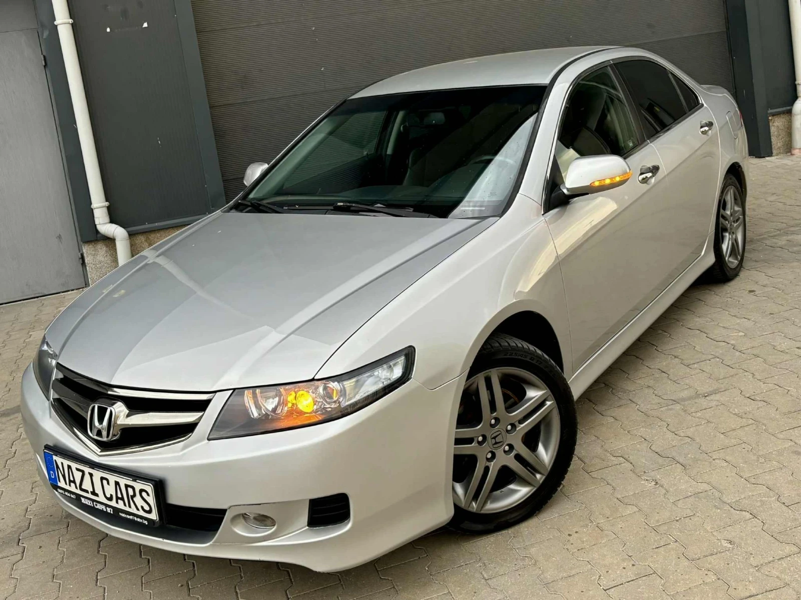 Honda Accord 2.0 i-vtec/155к.с./УНИКАЛНА, снимка 1