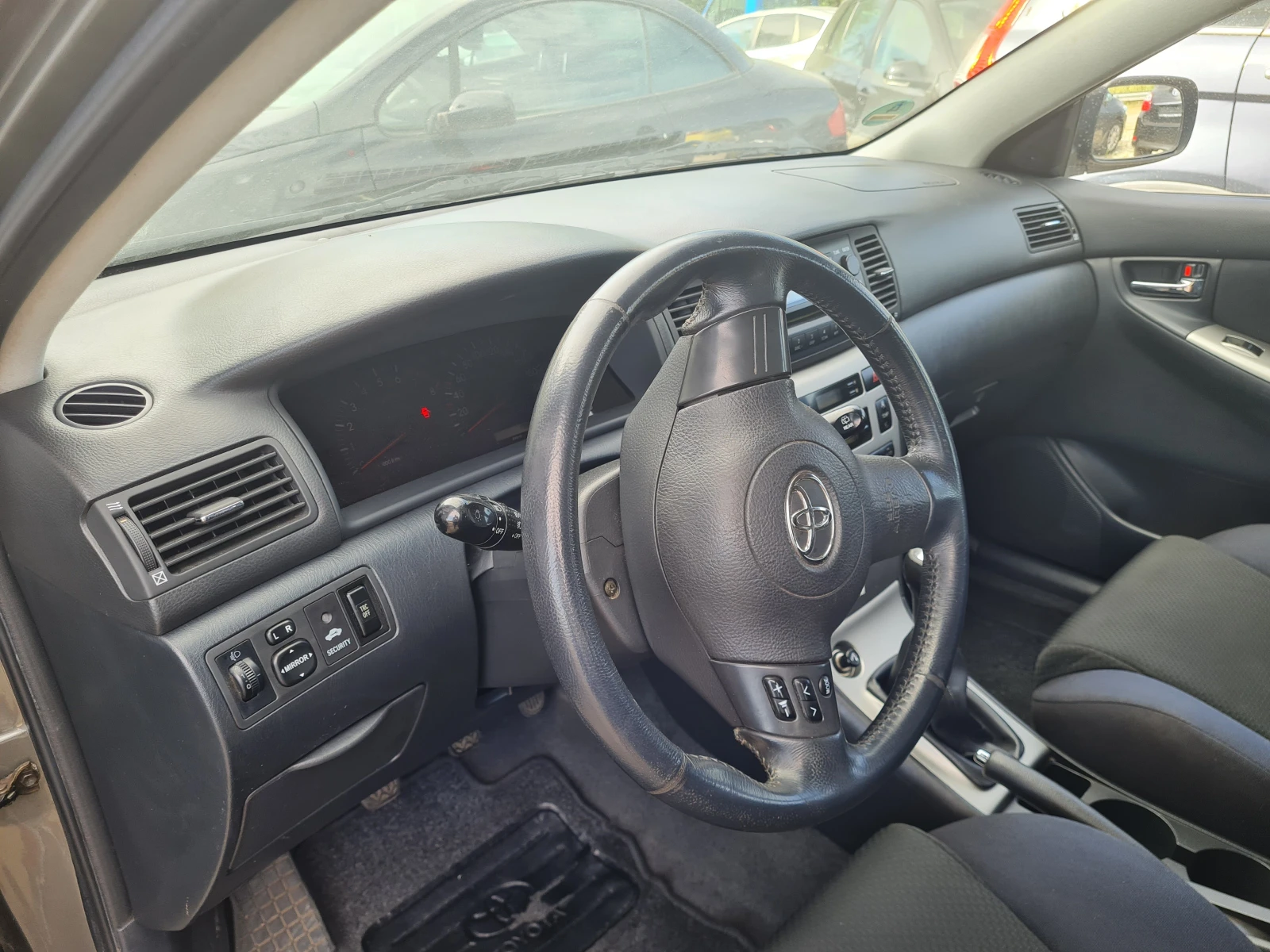 Toyota Corolla 1.4 VVT-I - изображение 6