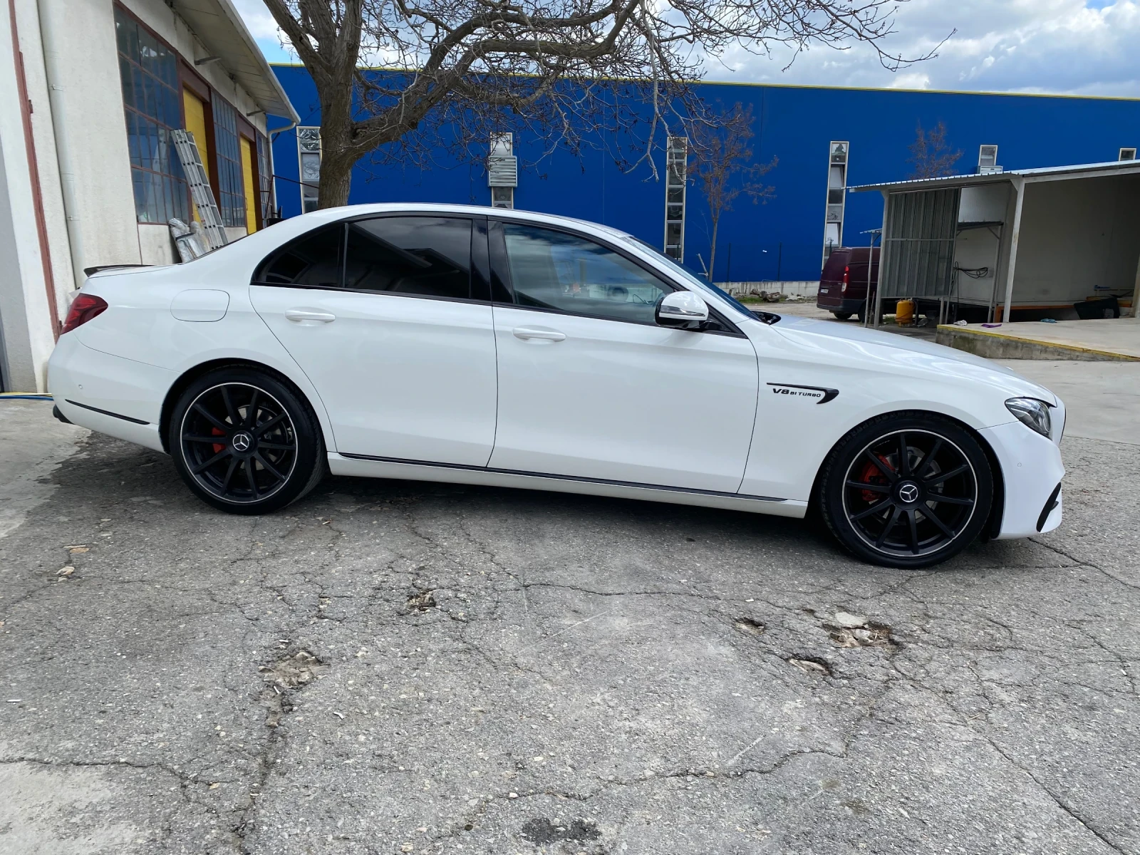 Mercedes-Benz E 220 2.2 - изображение 3