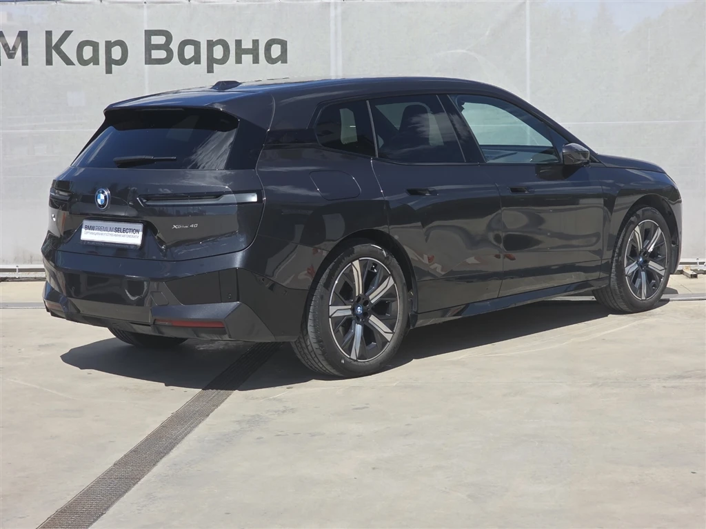 BMW iX xDrive40 - изображение 2