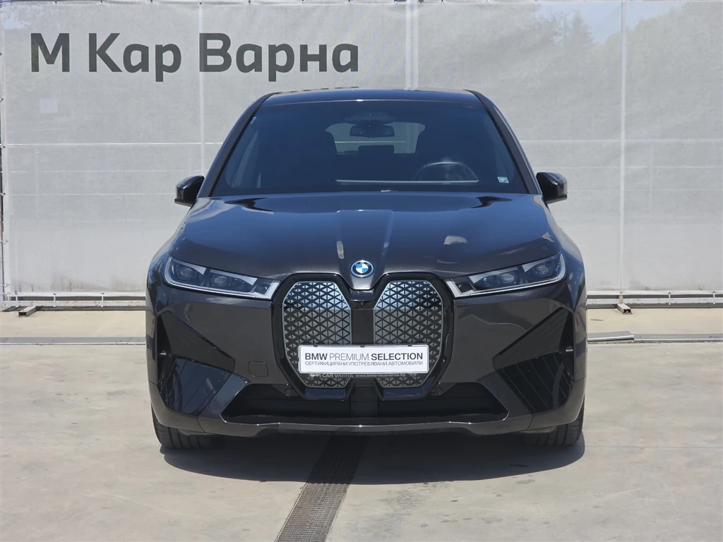 BMW iX xDrive40 - изображение 8
