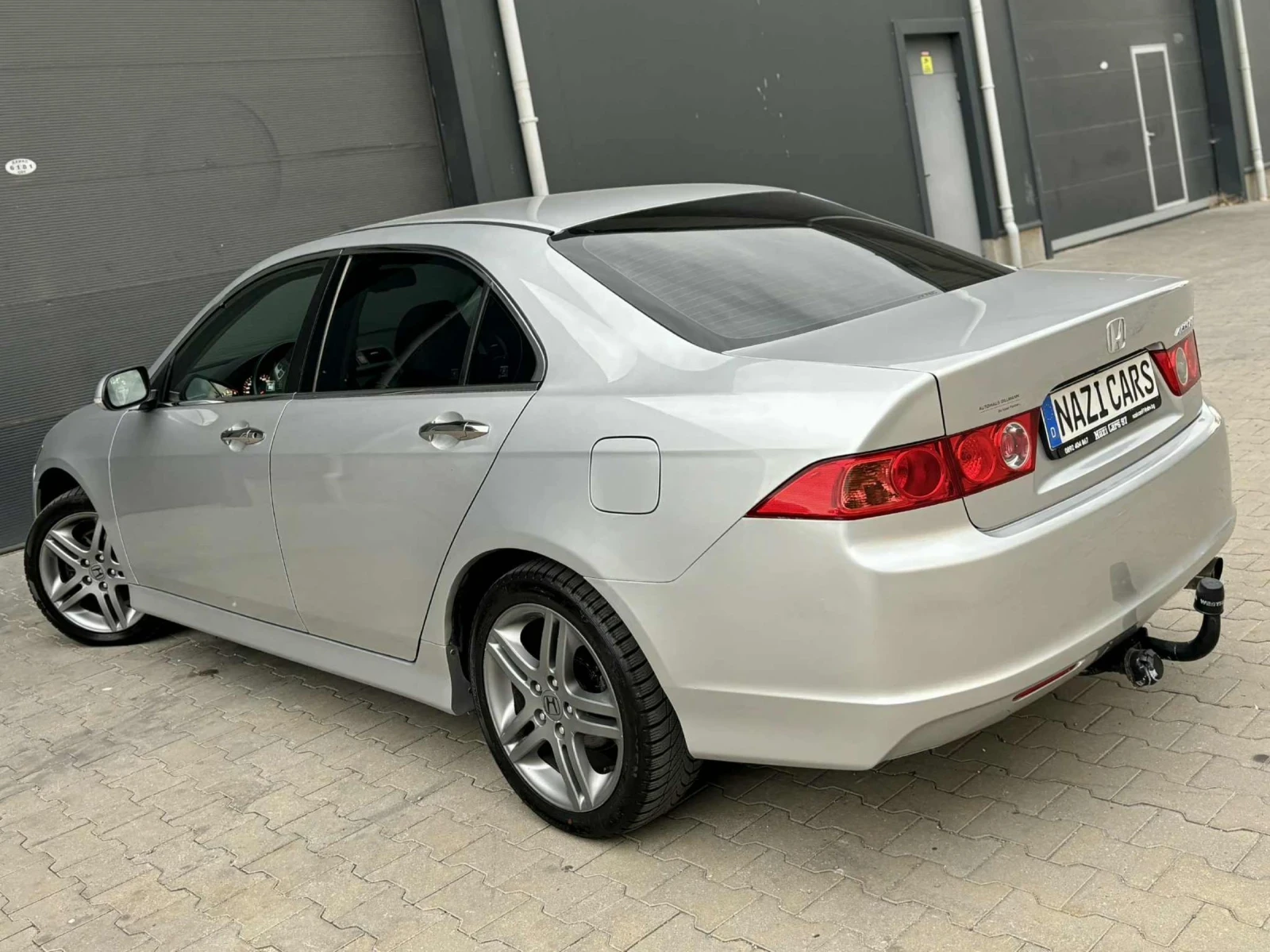 Honda Accord 2.0 i-vtec/155к.с./УНИКАЛНА - изображение 5