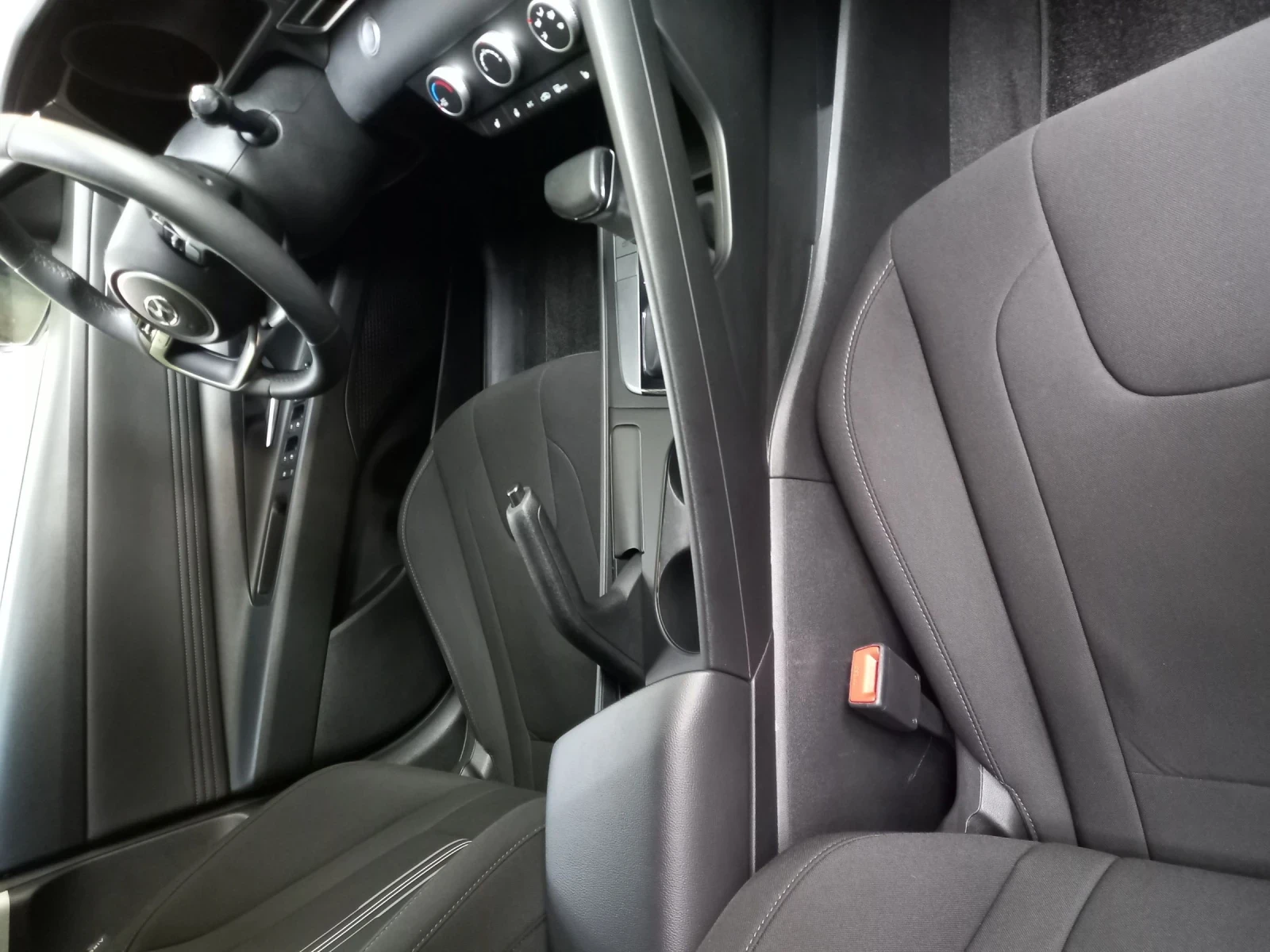 Hyundai Elantra | Mobile.bg — изображение 12