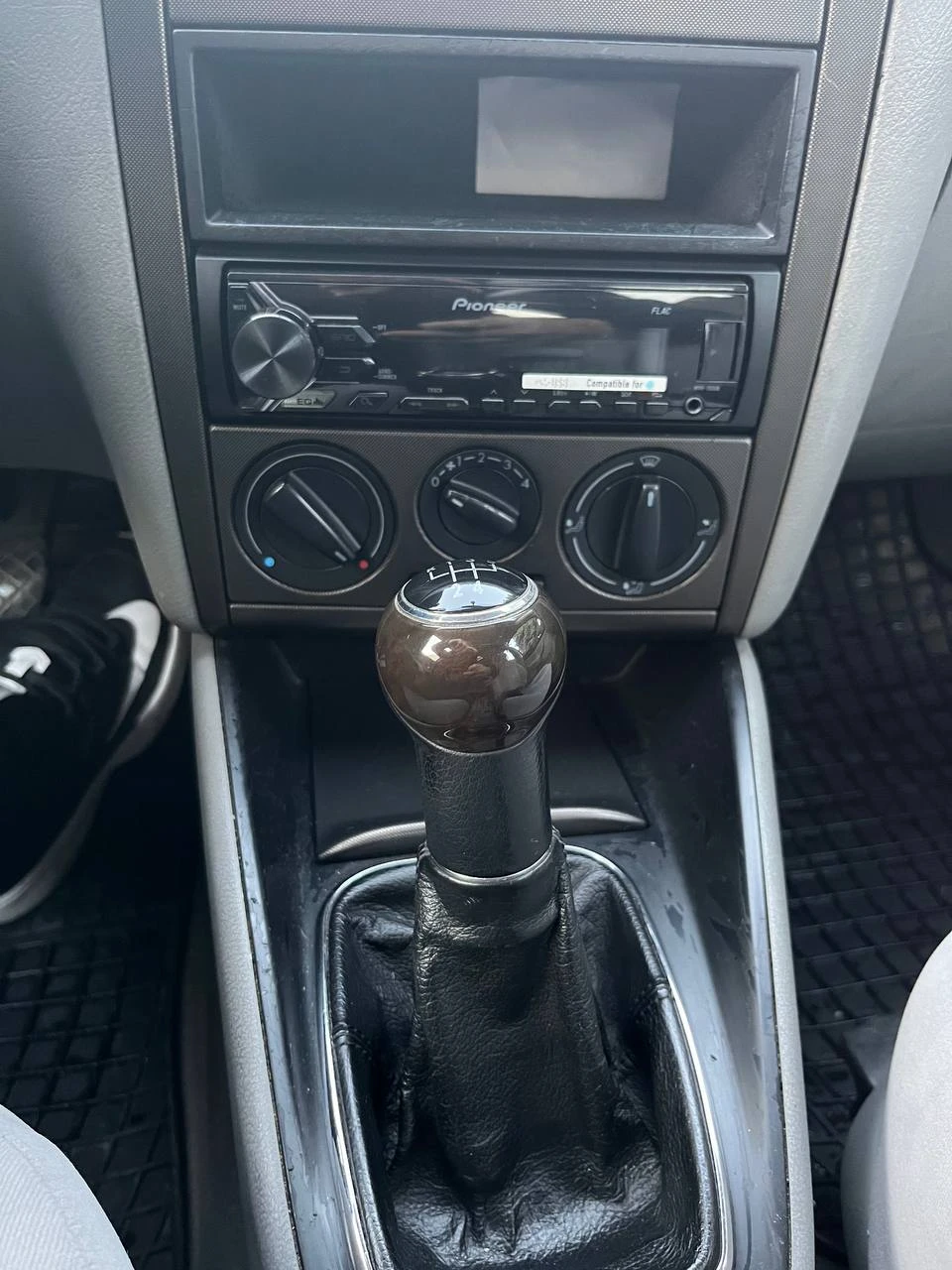 VW Bora | Mobile.bg   11