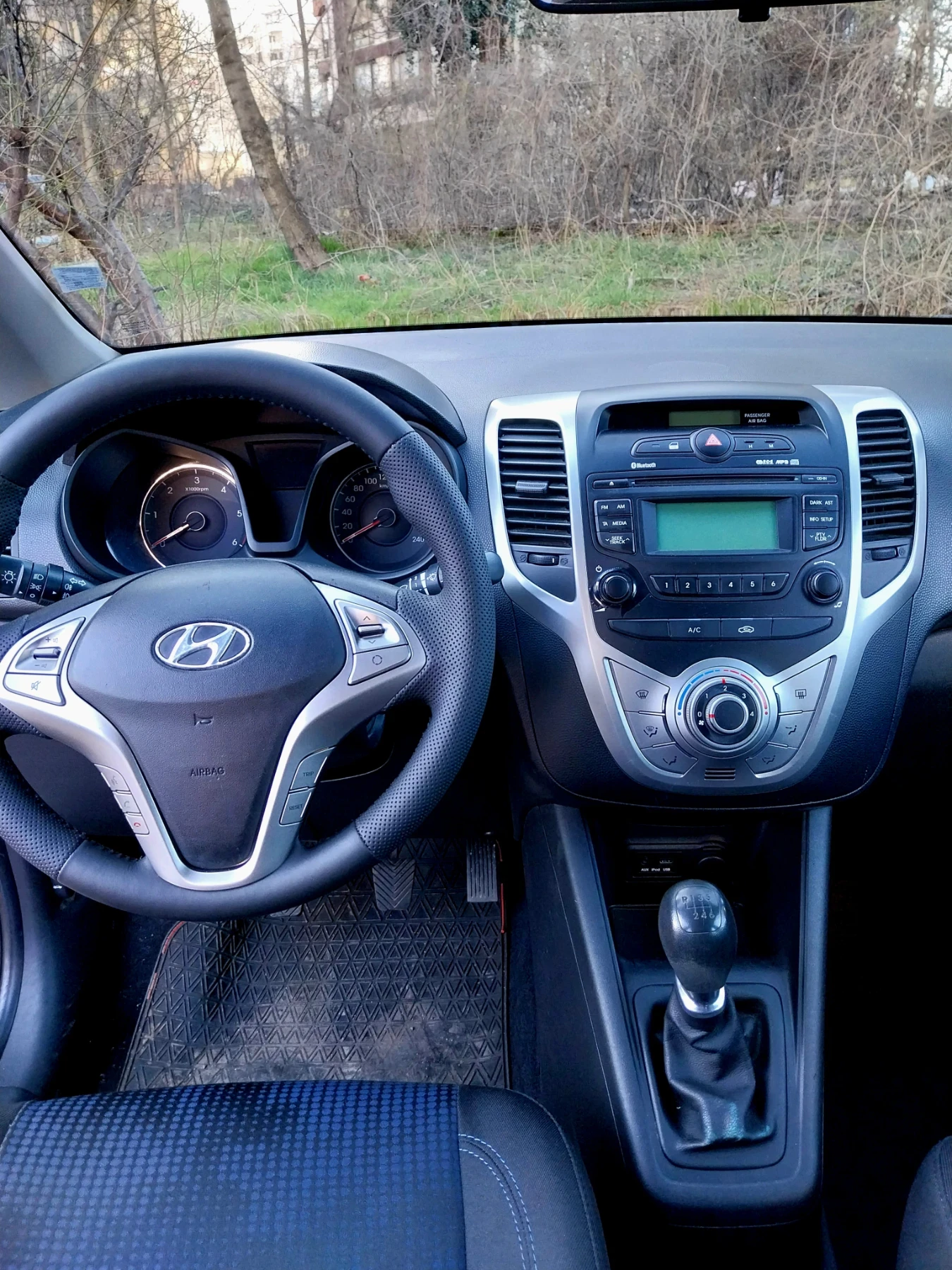 Hyundai Ix20, снимка 8 - Автомобили и джипове - 53817159