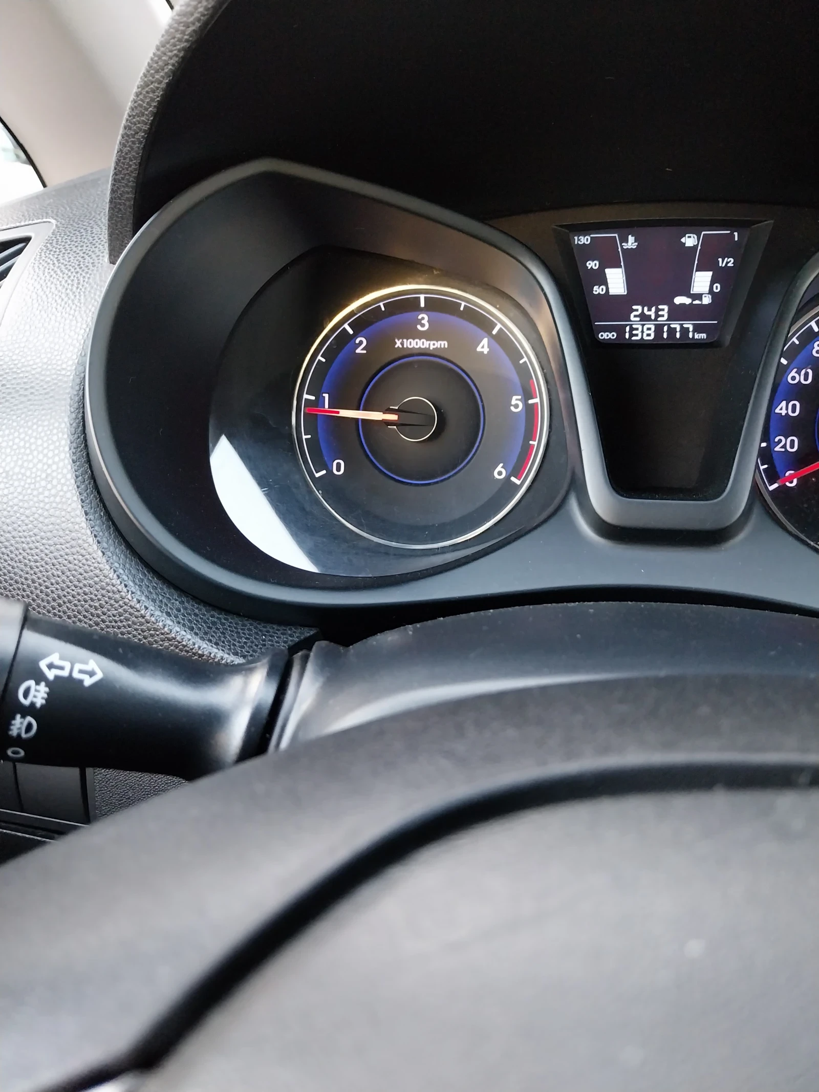 Hyundai I20, снимка 14 - Автомобили и джипове - 53817159