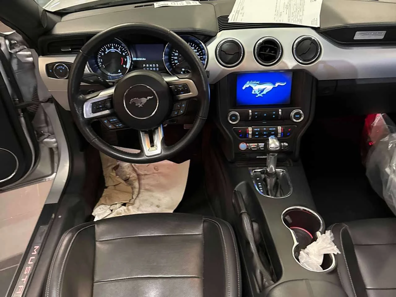 Ford Mustang GT Premium| ПОДГРЕВИ| ОБДУХВАНЕ| CARFAX, снимка 11 - Автомобили и джипове - 54010203