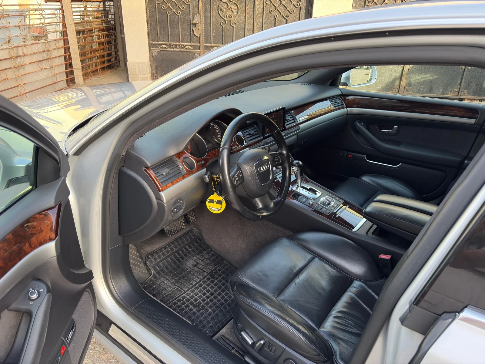 Audi A8 3.0Tdi Face TOP Сменени вериги/Обслужена, снимка 6 - Автомобили и джипове - 54270045