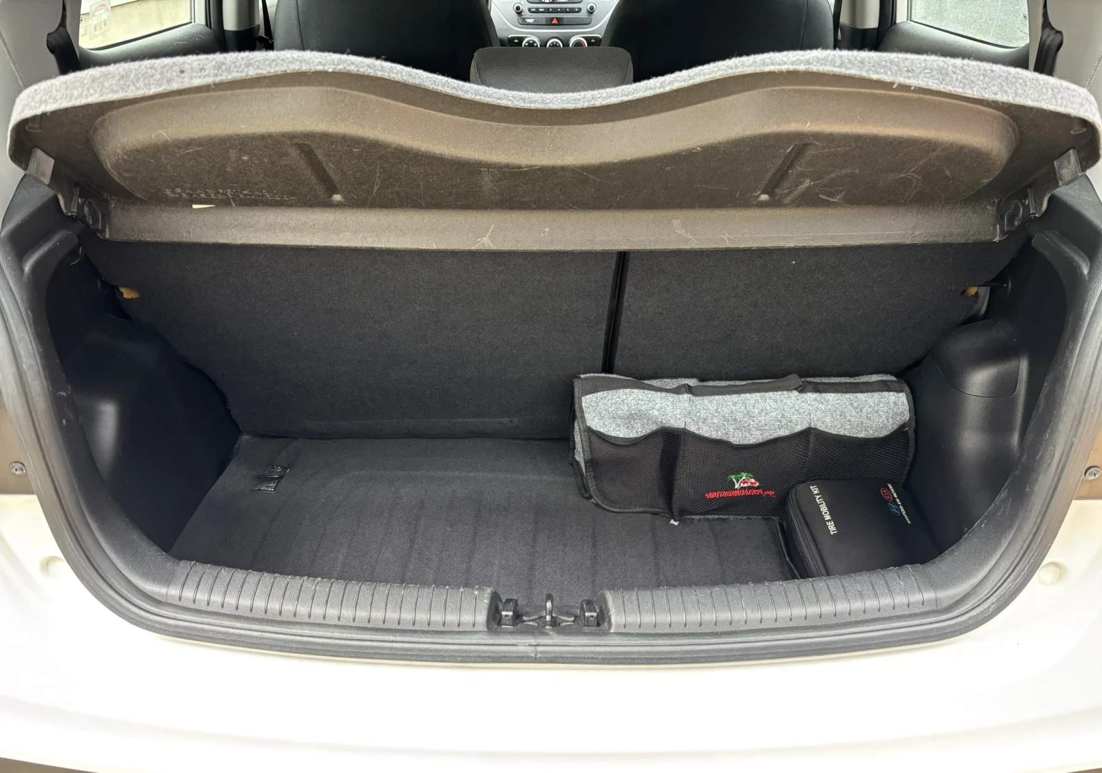 Hyundai I10 1.0 MPI - Classic, снимка 17 - Автомобили и джипове - 54357271