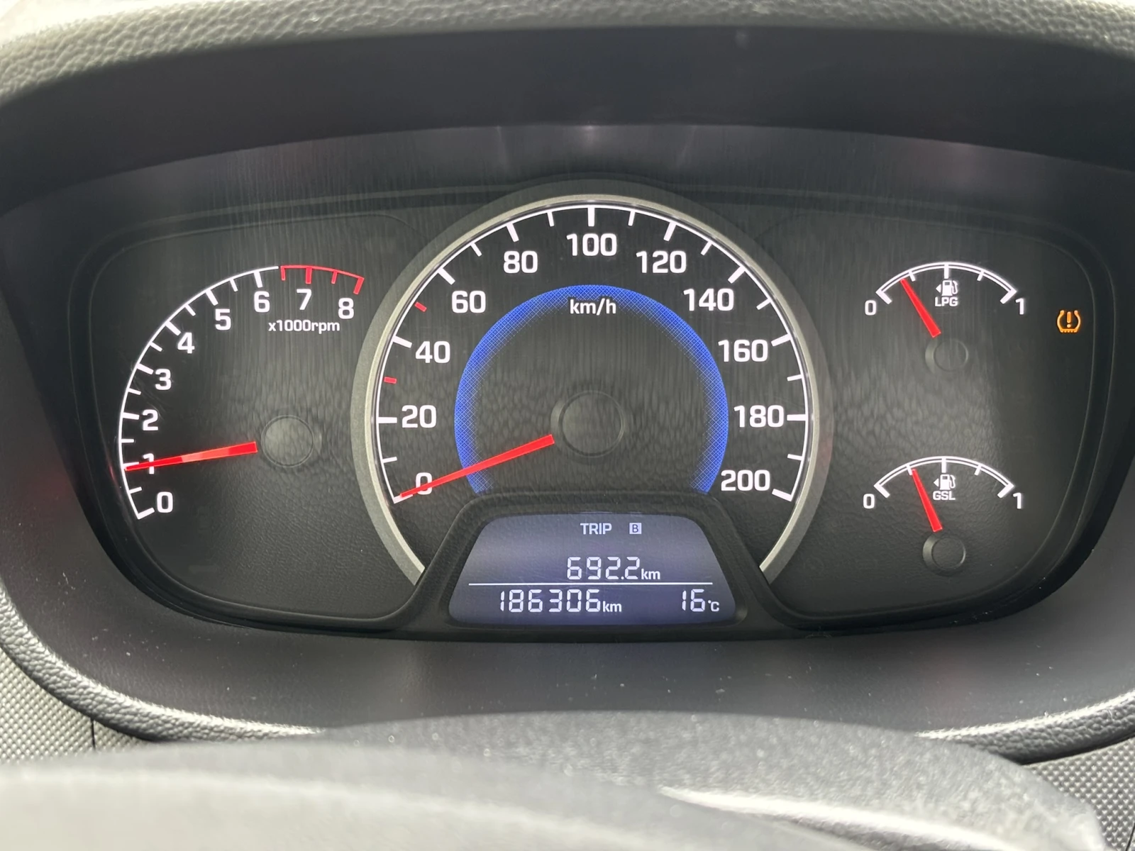 Hyundai I10 1.0 MPI - Classic, снимка 14 - Автомобили и джипове - 54357271