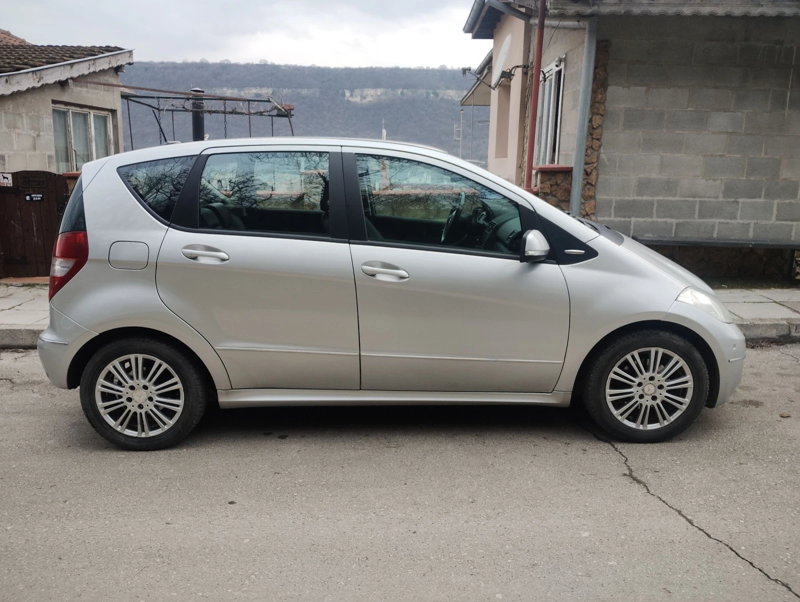 Mercedes-Benz A 150, снимка 4 - Автомобили и джипове - 54454272