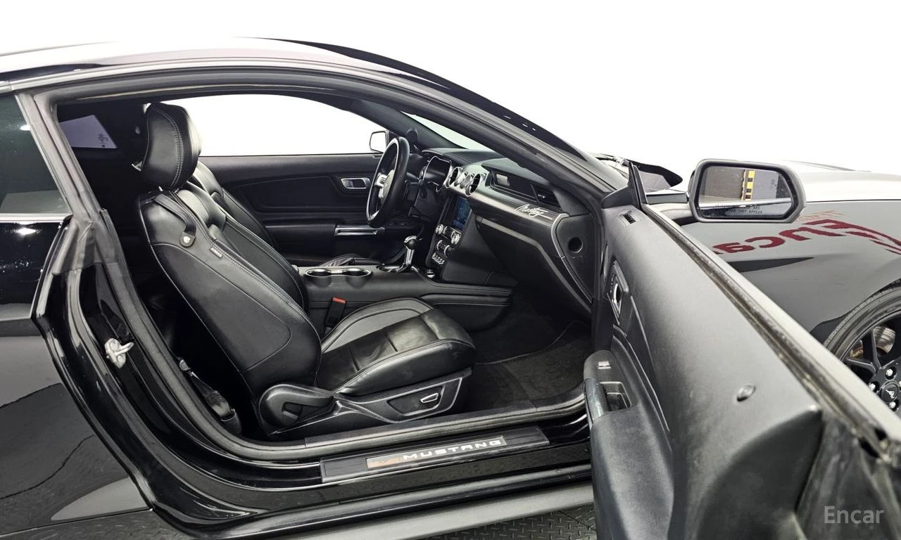Ford Mustang 2.3* ECO* BOOST* GT500* PACK* ДИГИТАЛНО* ТАБЛО* ОБ, снимка 14 - Автомобили и джипове - 54699926