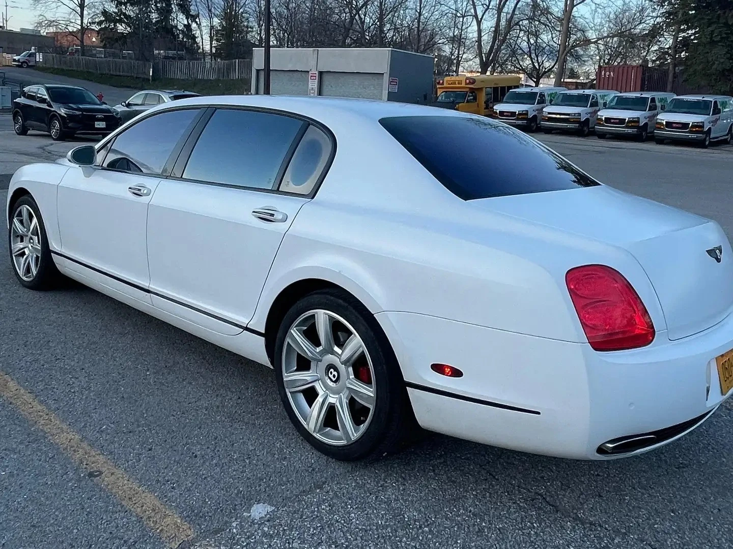 Bentley Flying Spur * AвтоКредит * (ЦЕНА ДО БГ), снимка 6 - Автомобили и джипове - 55139229