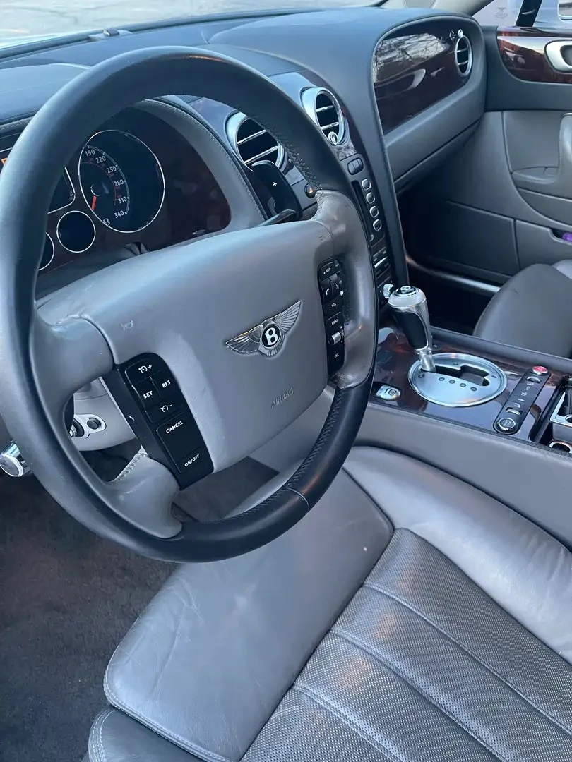 Bentley Flying Spur * AвтоКредит * (ЦЕНА ДО БГ), снимка 10 - Автомобили и джипове - 55139229