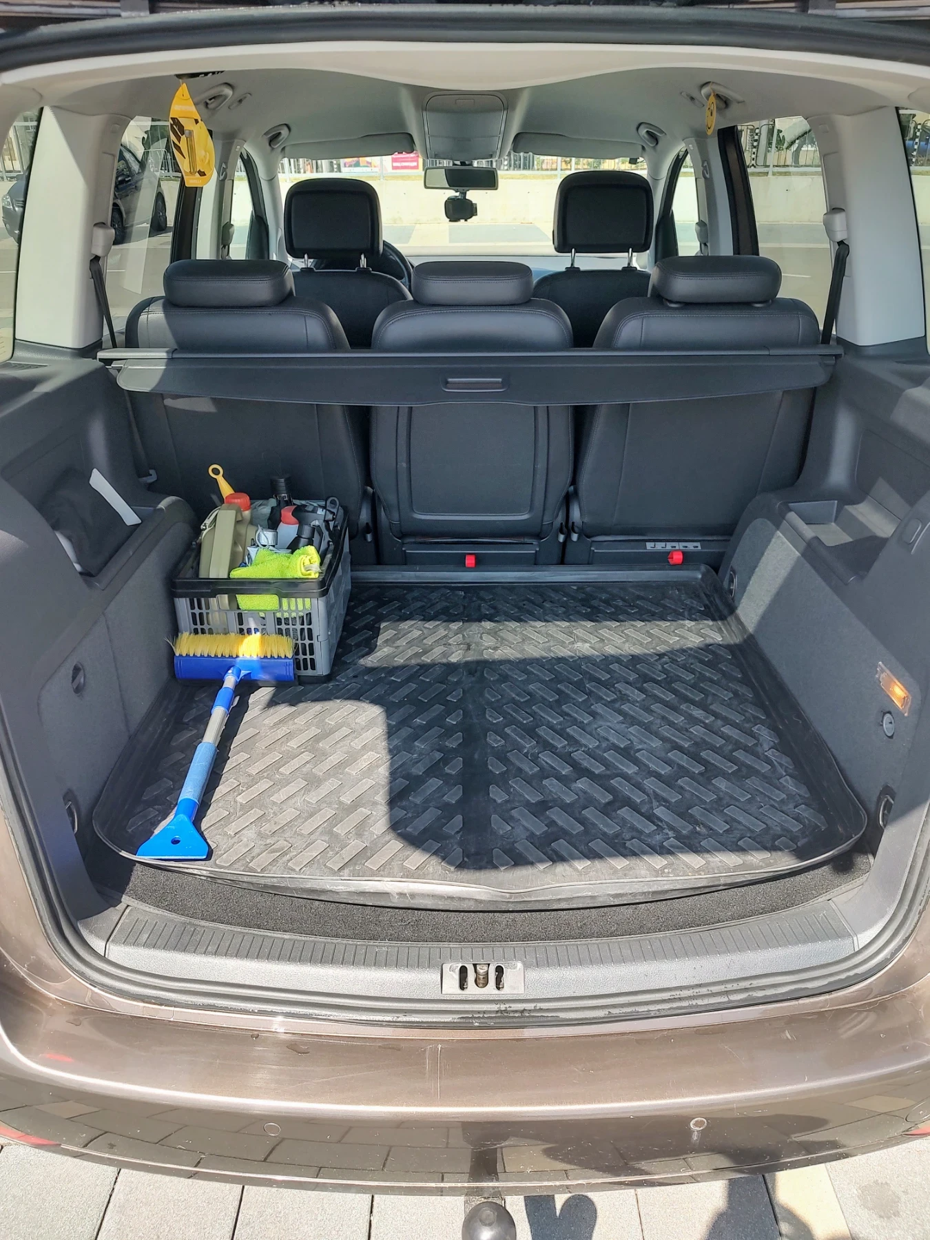 VW Touran, снимка 15 - Автомобили и джипове - 55232878