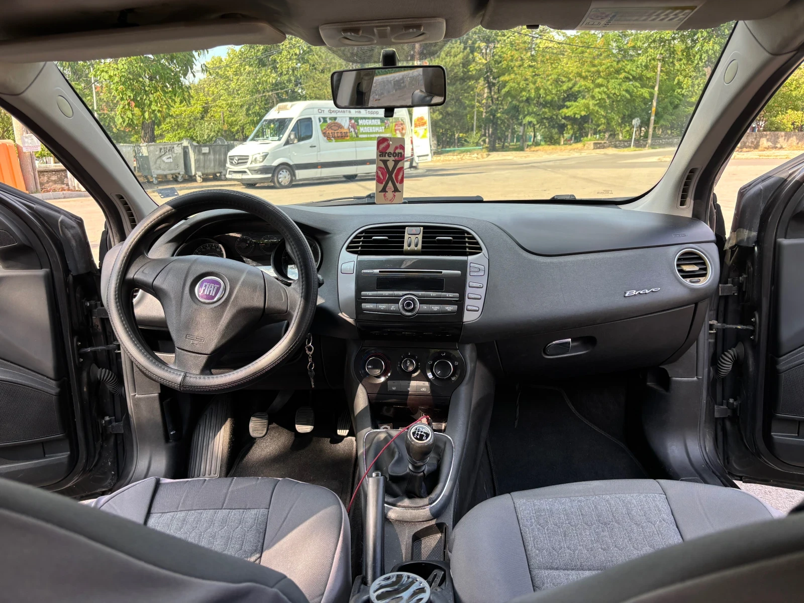 Fiat Bravo 1.9mjet, снимка 10 - Автомобили и джипове - 55237251