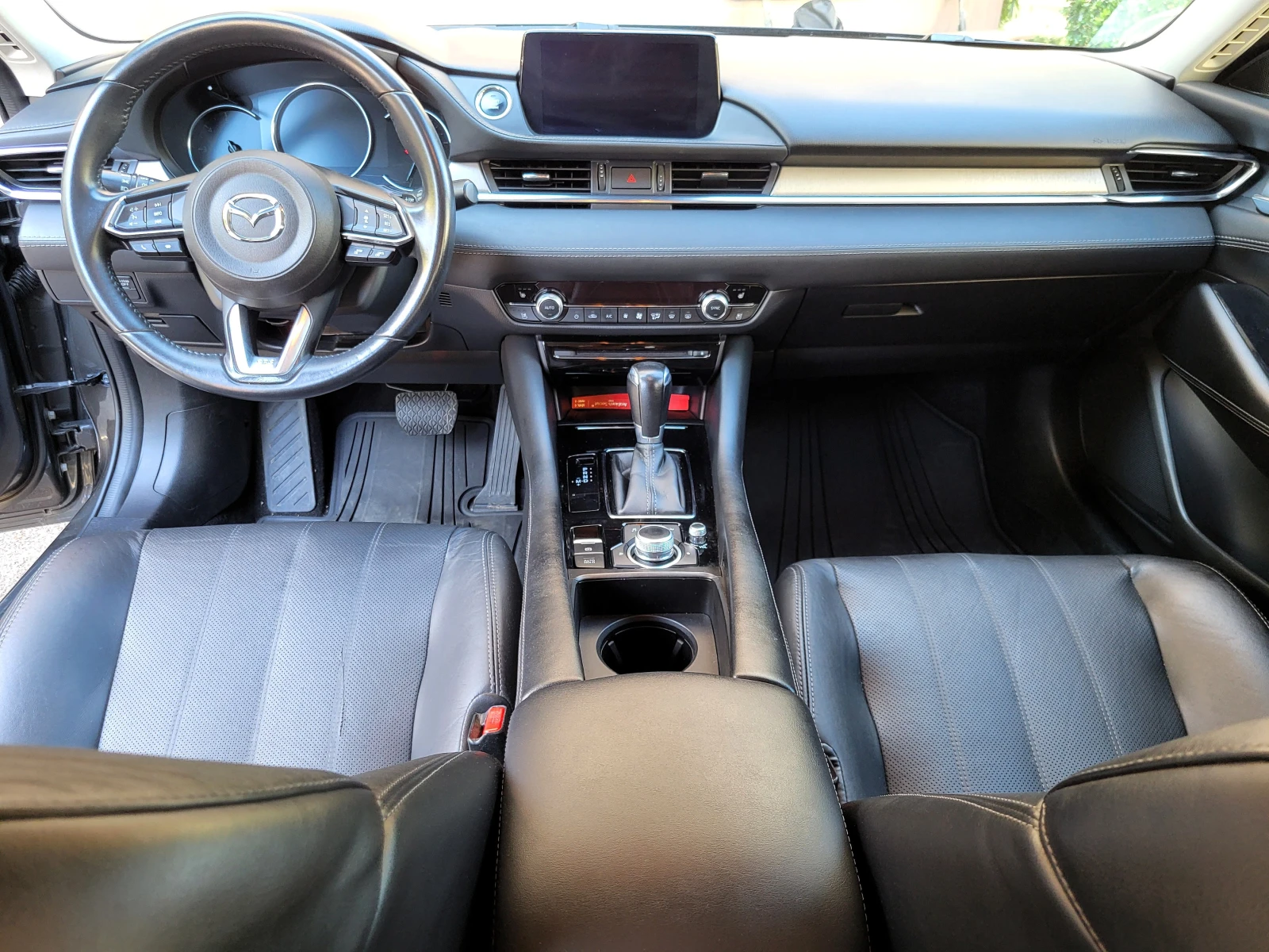 Mazda 6 2.2D 4x4 Skyactiv, снимка 11 - Автомобили и джипове - 55532942
