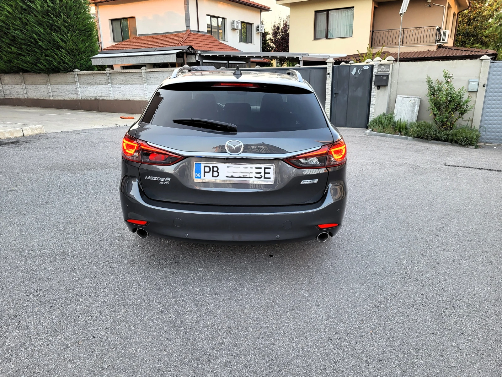 Mazda 6 2.2D 4x4 Skyactiv, снимка 4 - Автомобили и джипове - 55532942