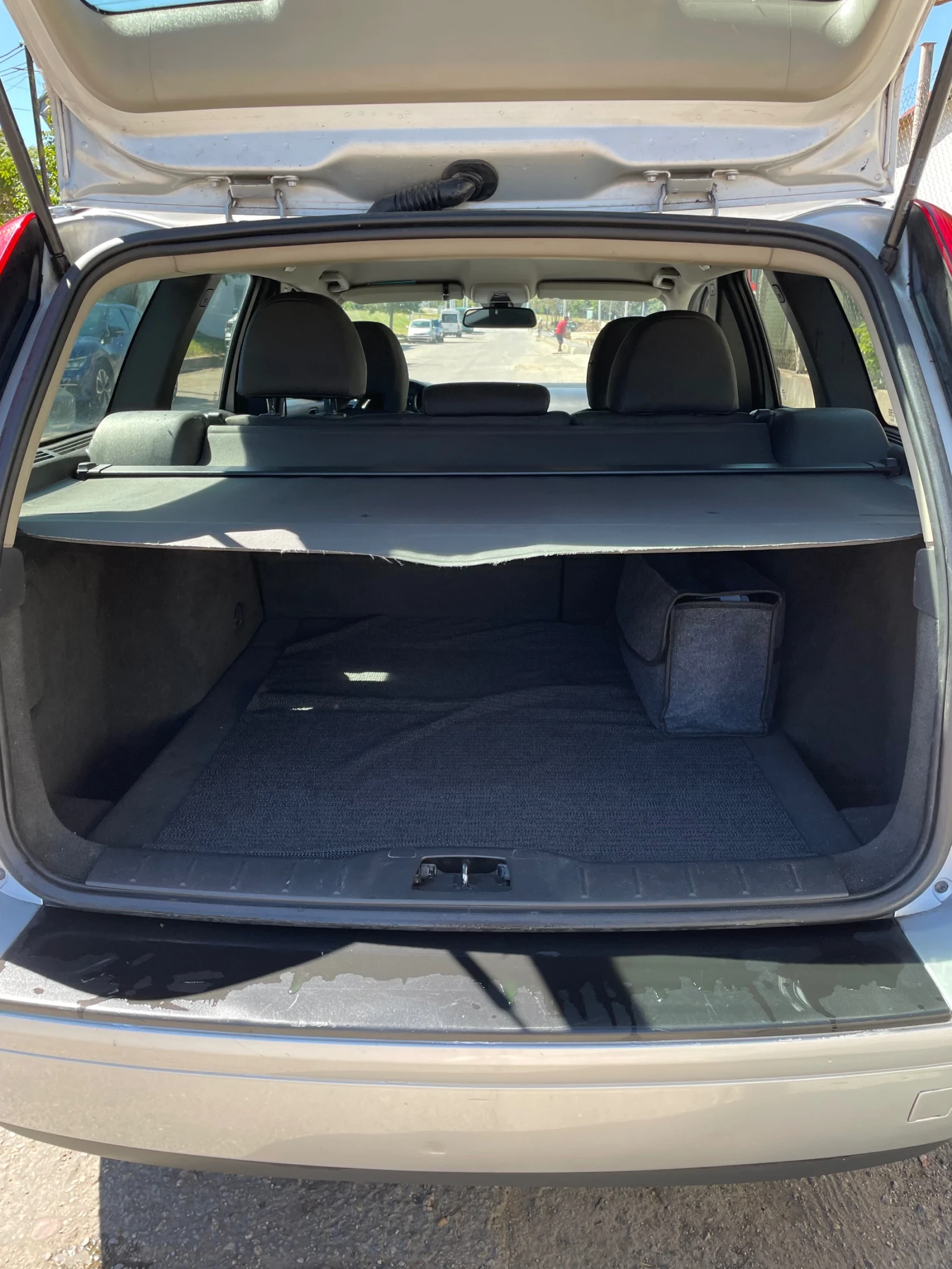 Volvo V50 2.0 diesel 136 к.с, снимка 11 - Автомобили и джипове - 55960031