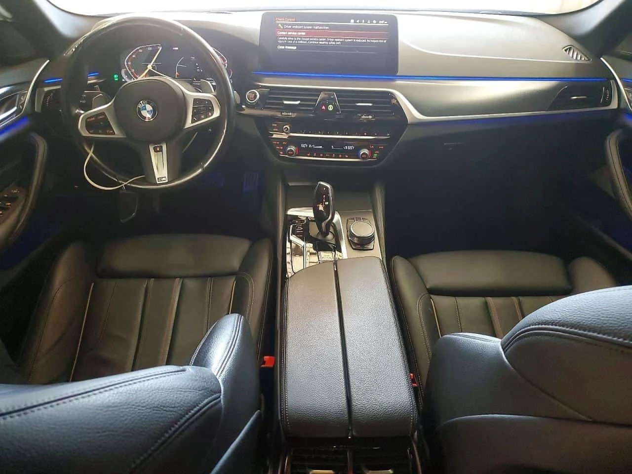 BMW 540 xDrive | CARFAX | АВТОКРЕДИТ БЕЗ ПЪРВОНАЧАЛНА , снимка 8 - Автомобили и джипове - 56239514