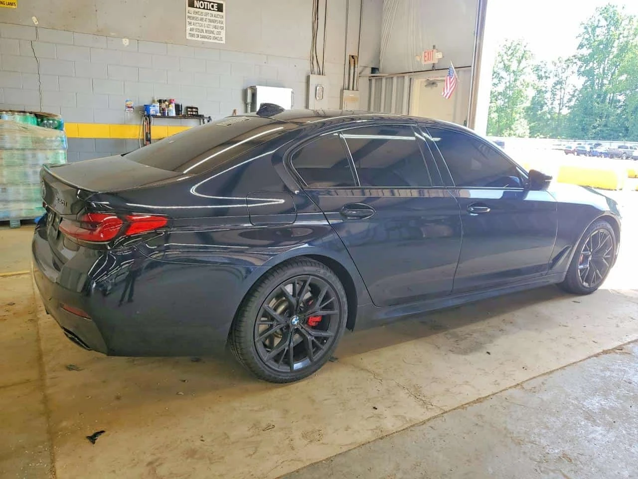 BMW 540 xDrive | CARFAX | АВТОКРЕДИТ БЕЗ ПЪРВОНАЧАЛНА , снимка 3 - Автомобили и джипове - 56239514